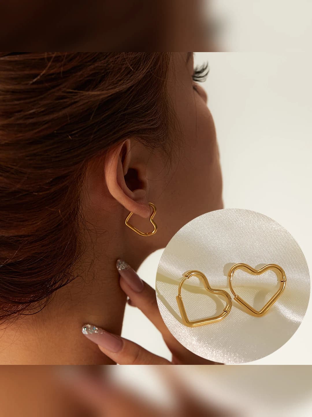 Women's heart-shaped earrings in 18K gold-plated titanium steel