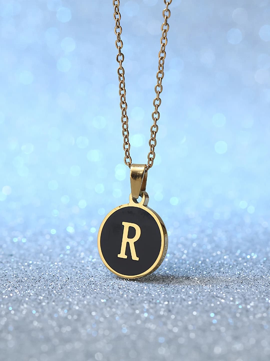 R