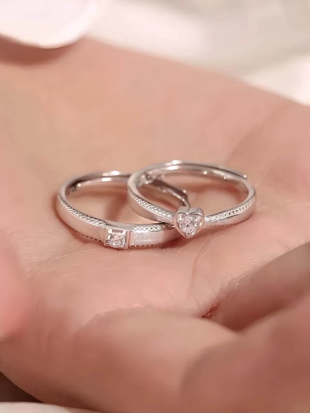 Adjustable open ring for couples, light luxury style, electroplated copper, snowflake design element