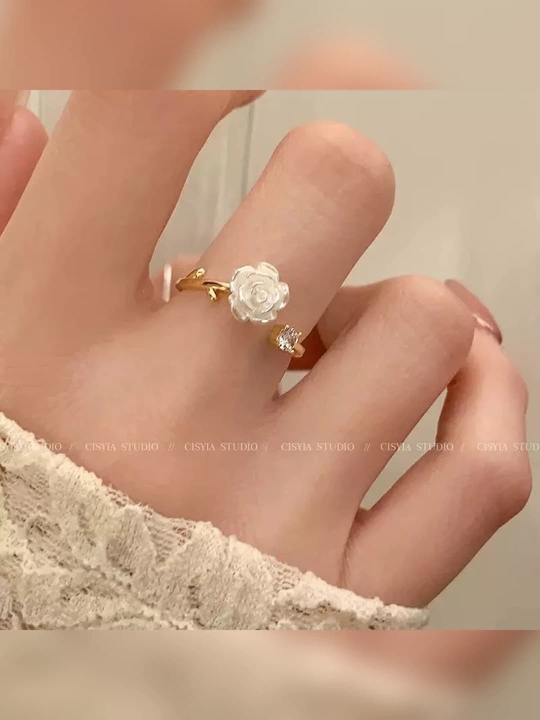 Floral open ring