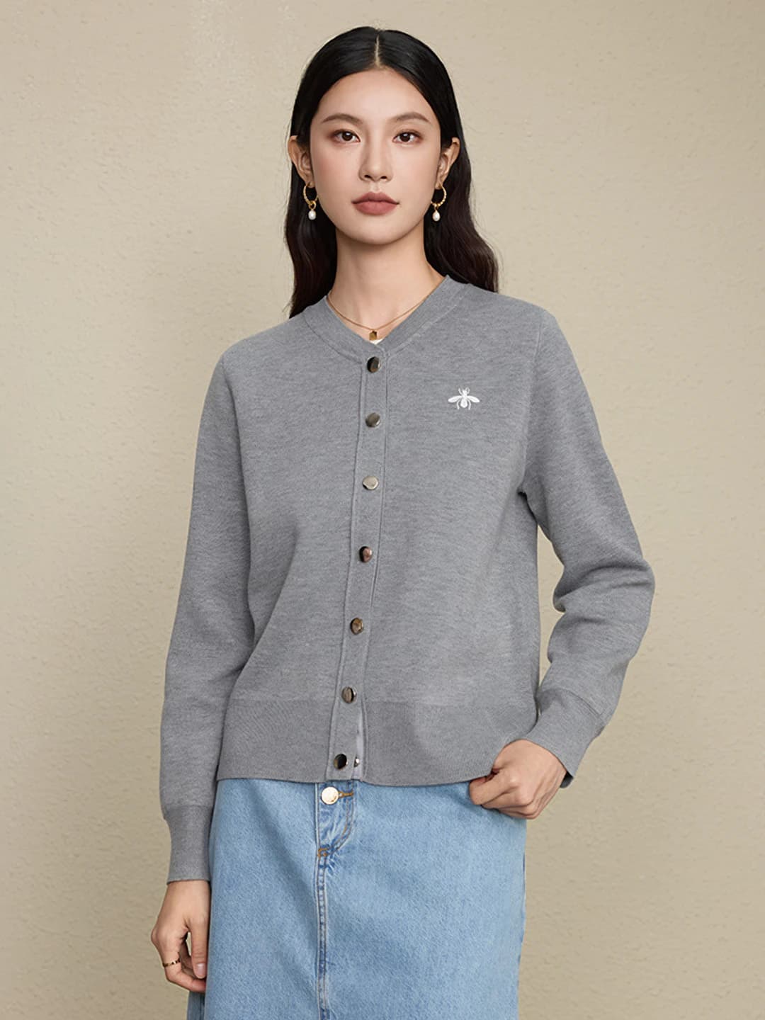 Grey [Heavy embroidery]