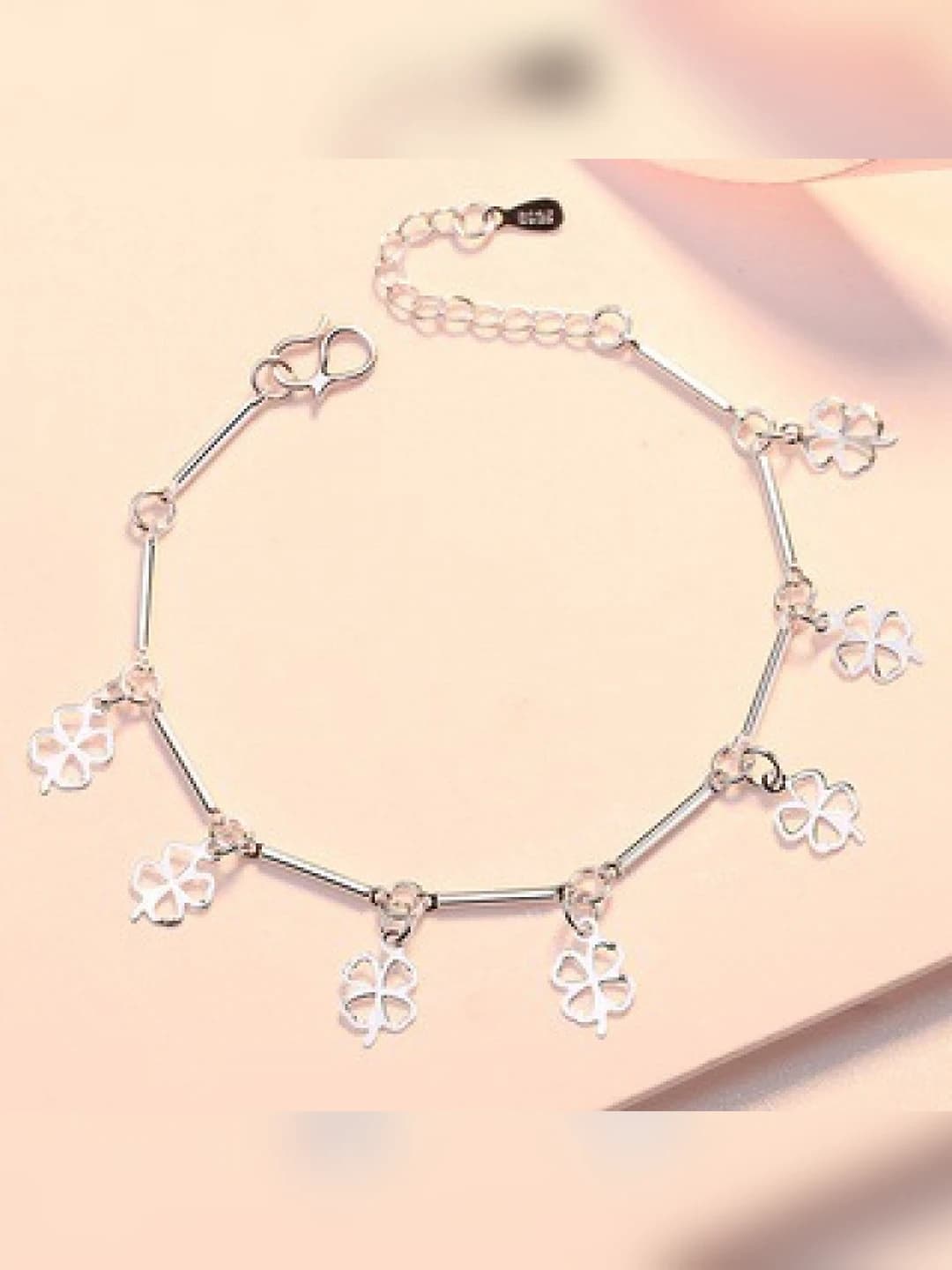 Women's four-leaf clover sweet bracelet, Korean style, alloy, heart shape, wavy, geometric, hexagonal, octagonal, minimalist style, fashion and commute