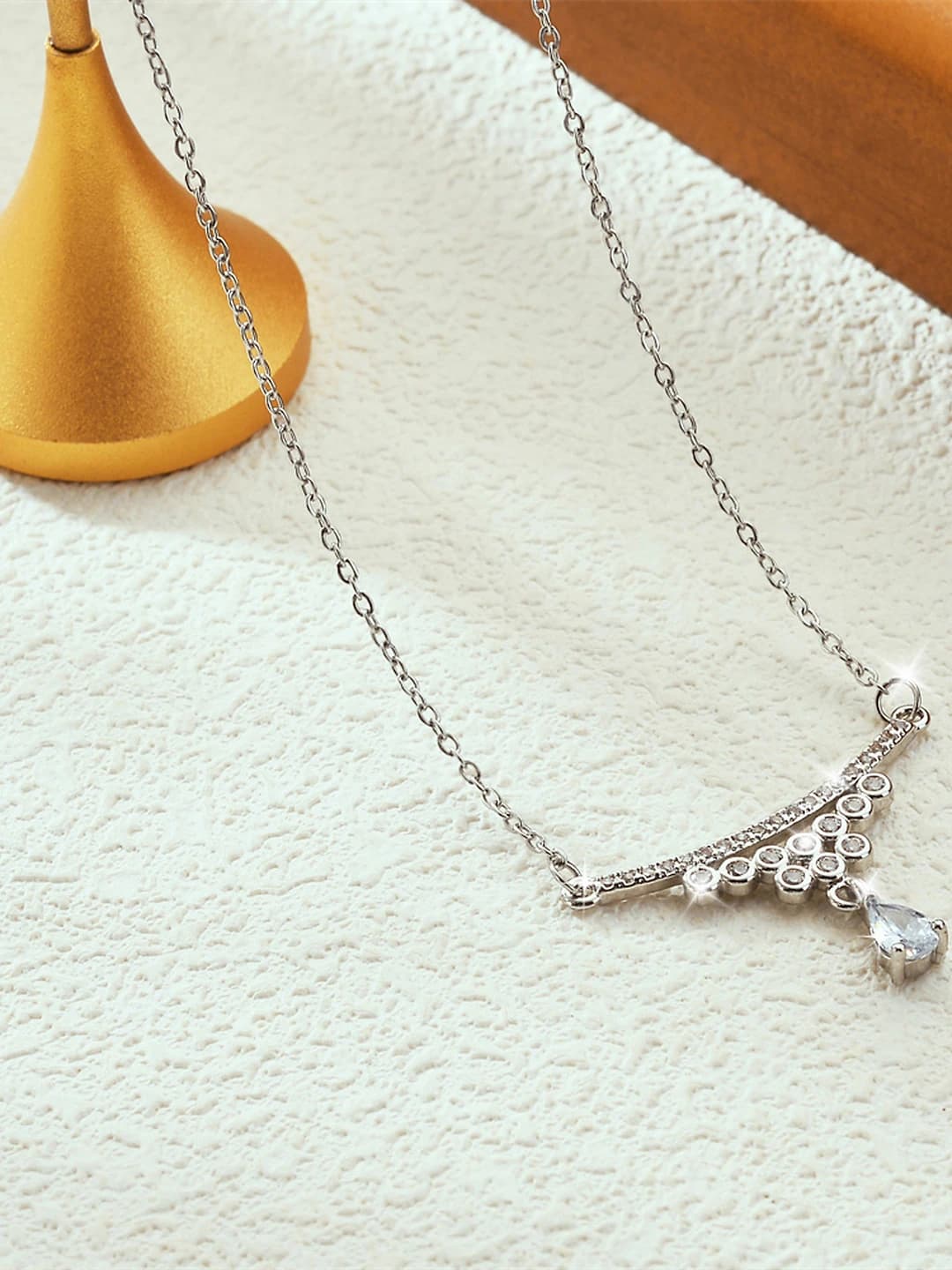 8908-Silver