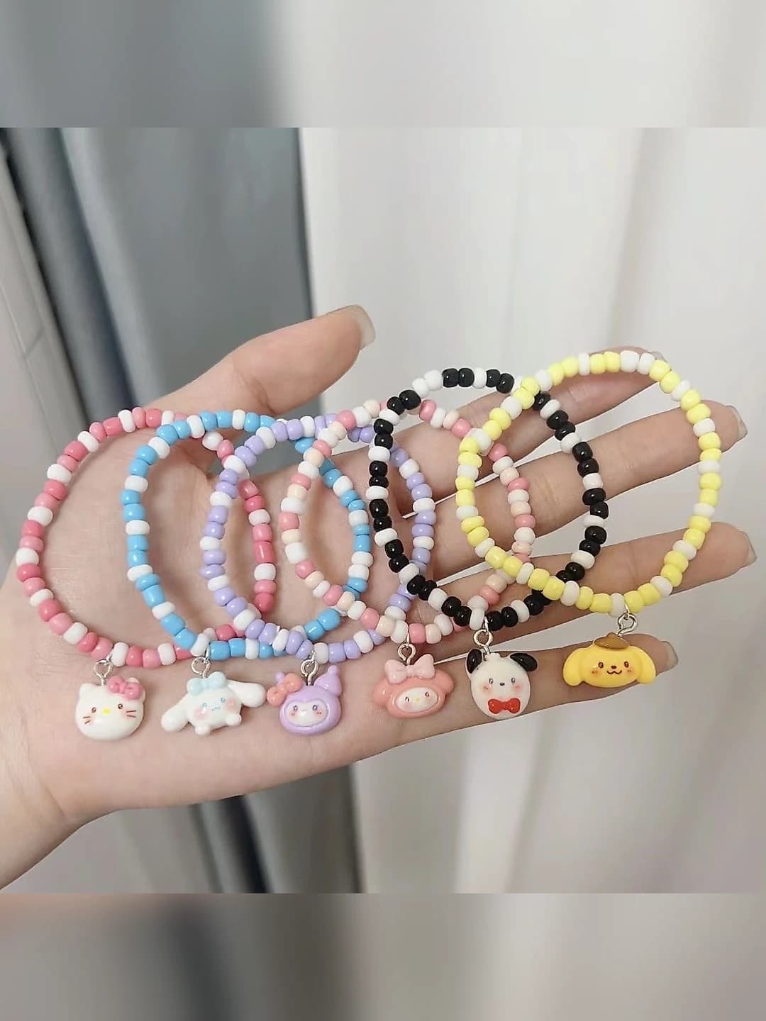 Resin bracelet with Loopy, Hello Kitty, My Melody and Kuromi characters for girls