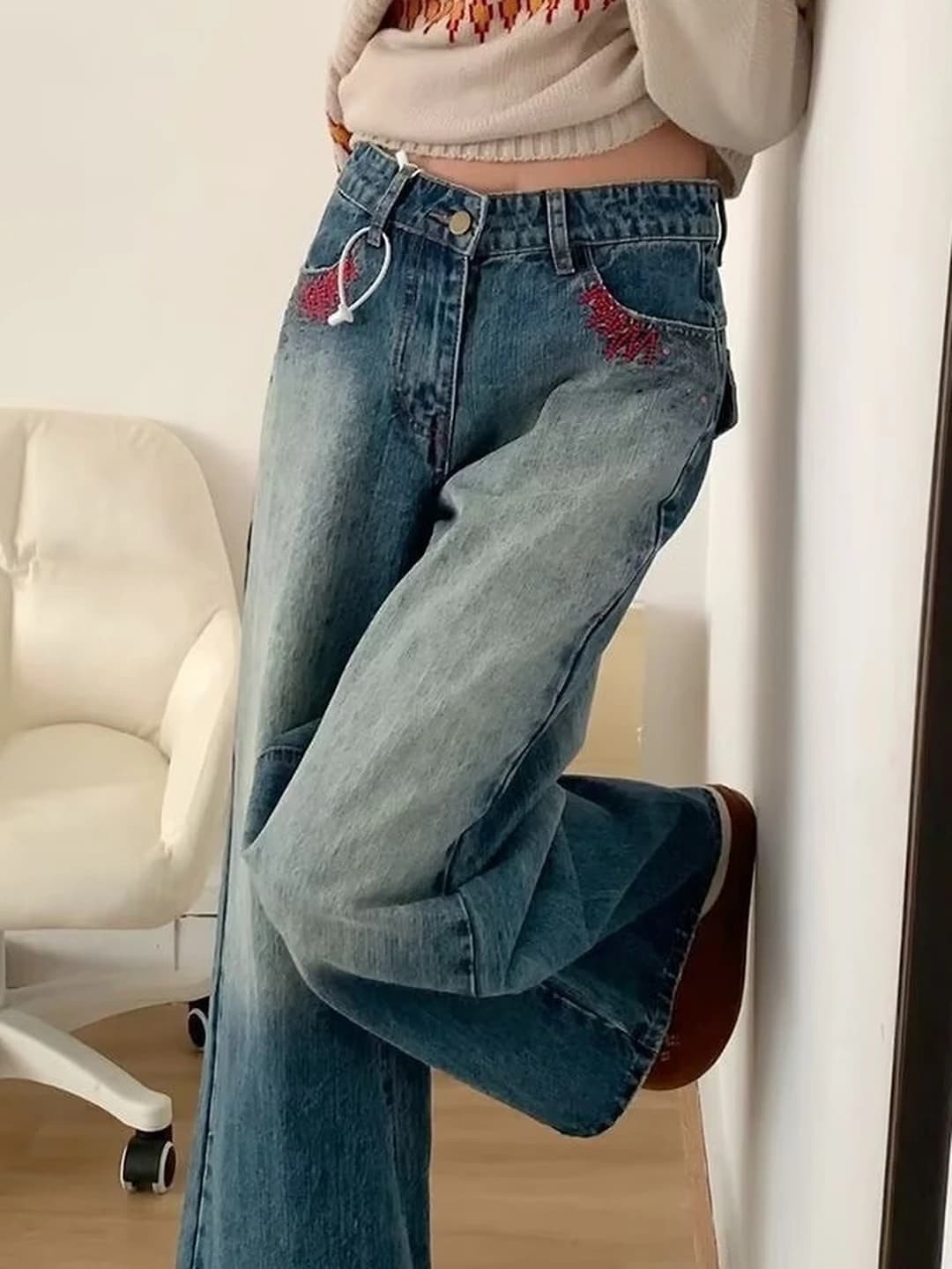 Women's retro wide and flared jeans, spring, high waist, loose fit, straight cut, casual