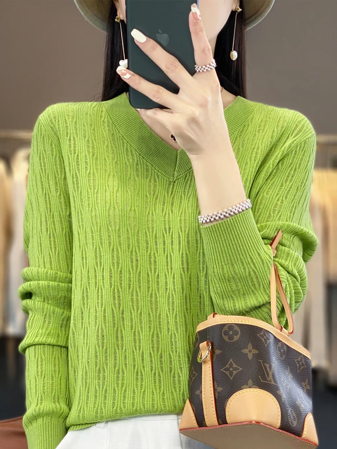 Fruit green