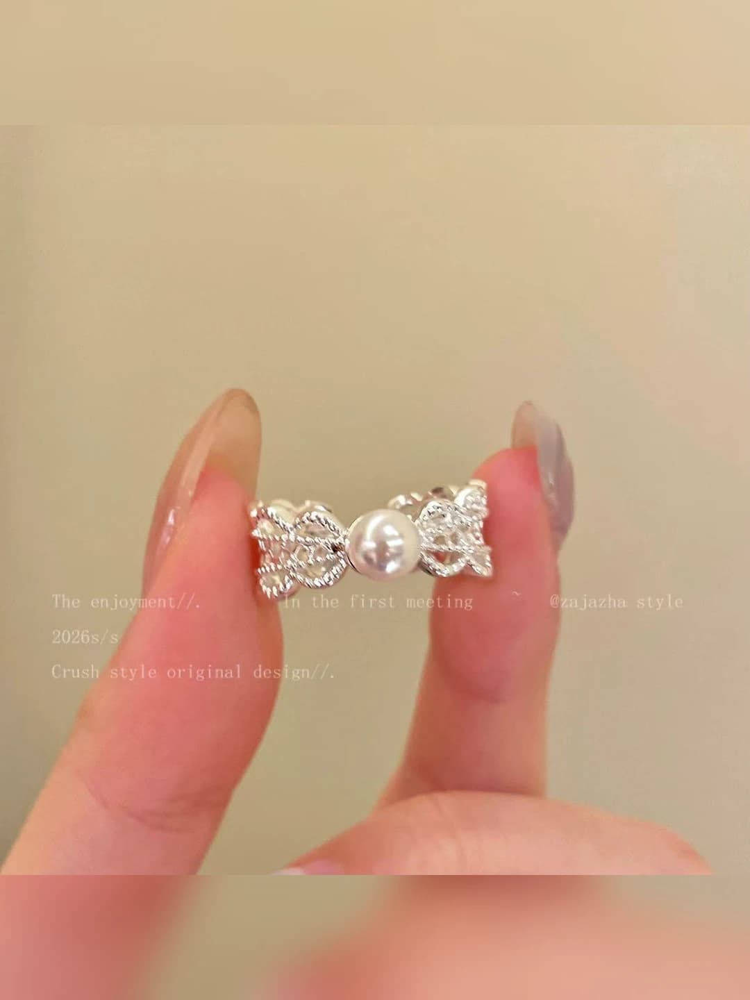 Pearl lace ring
