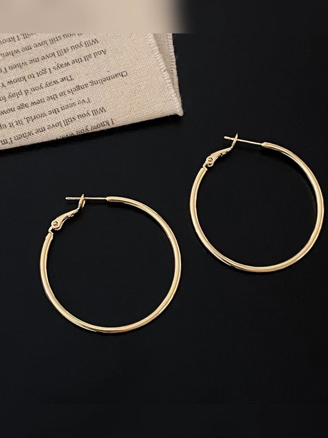 Oltin 4cm doira quloqsoq