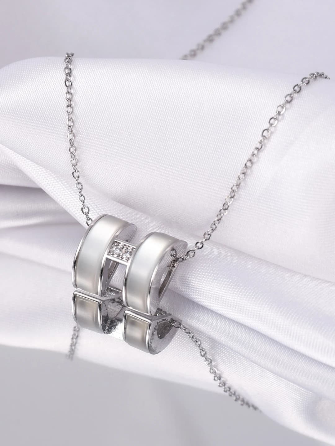 8835-Серебро