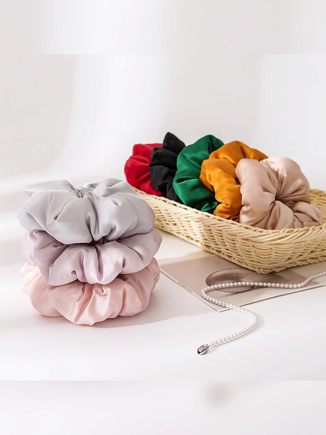 Women's solid colour silk scrunchie hair tie