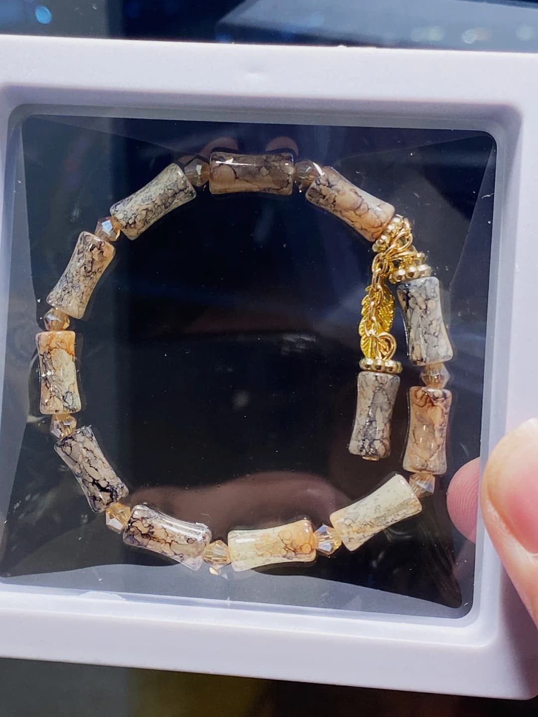 Antique bronze bamboo leaf bracelet (box)