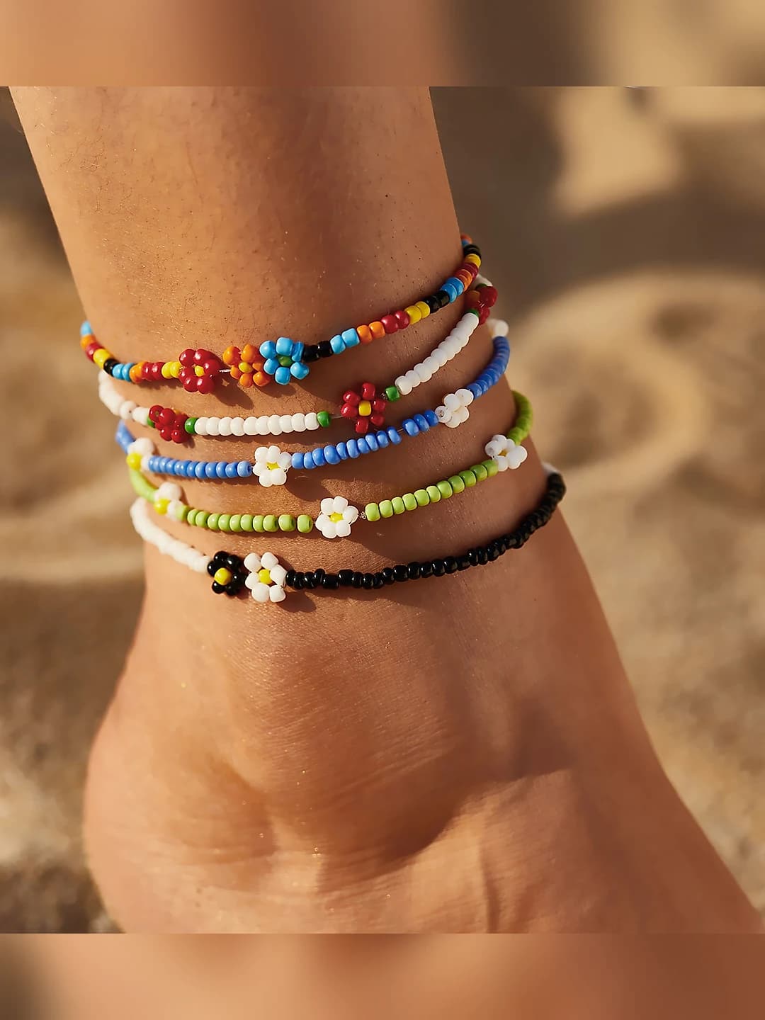 Women's handmade colorful glass bead anklet with simple floral pattern