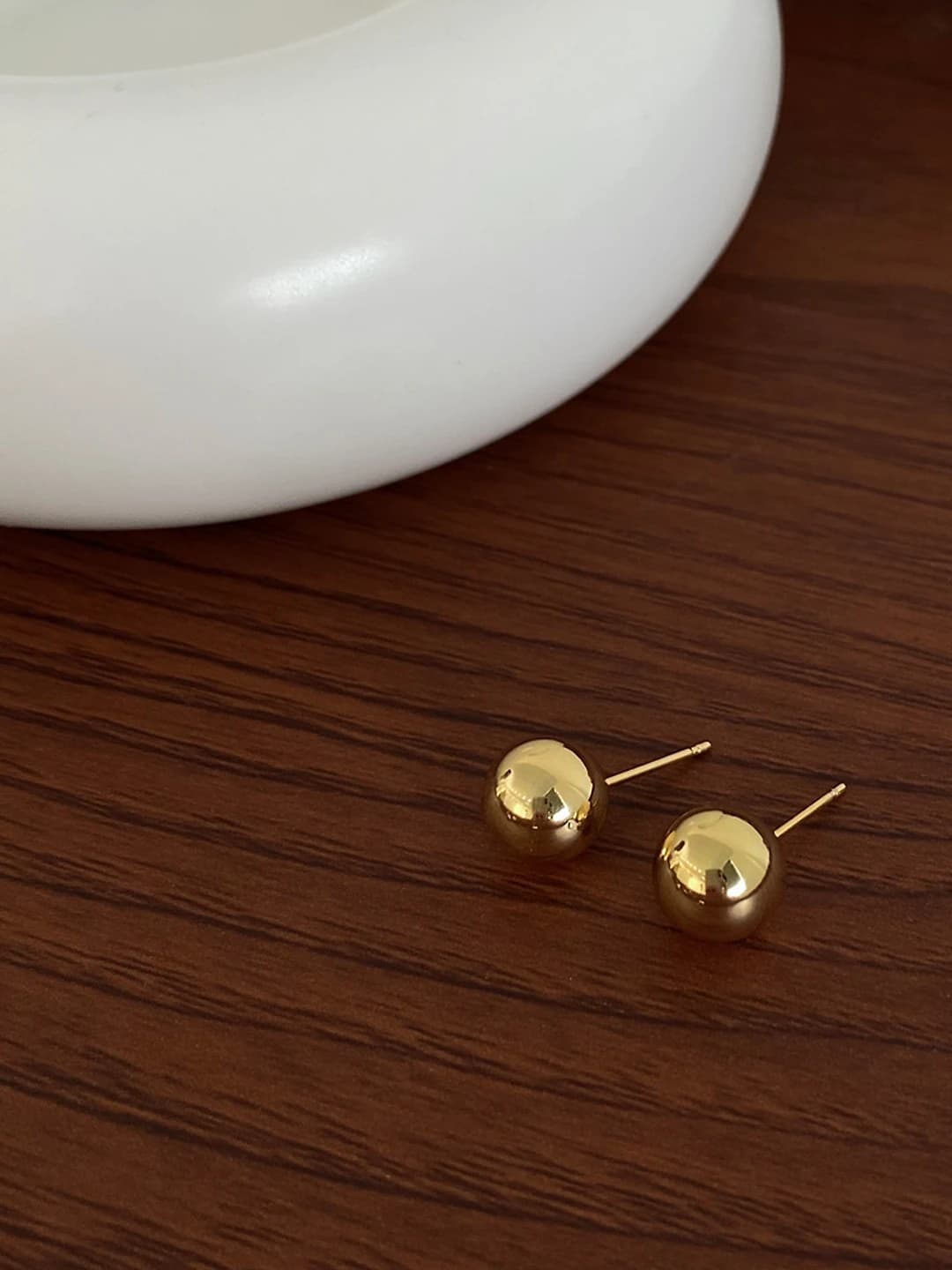 Gold 10mm ball stud earrings