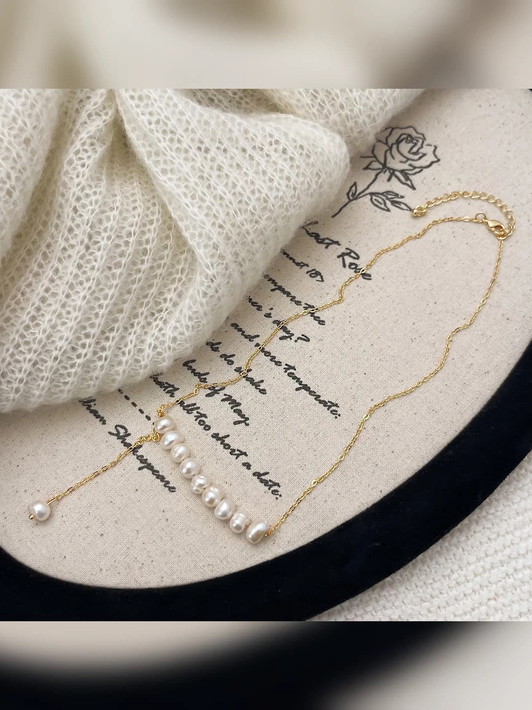 White freshwater pearl necklace