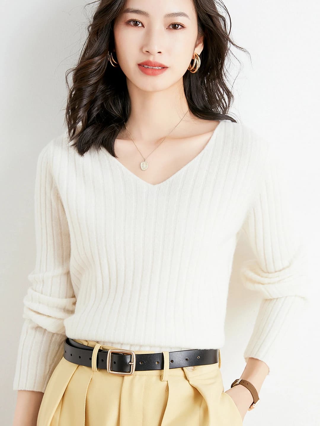 V-neck white