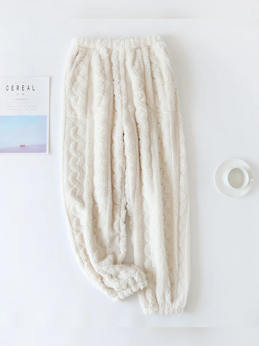 Off-white (Twist)