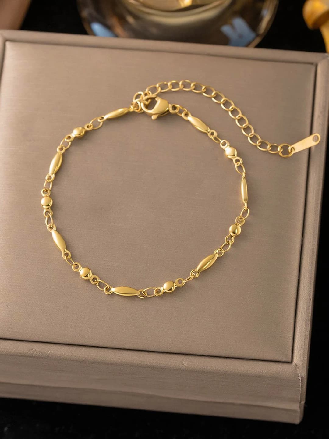 Olive chain, gold