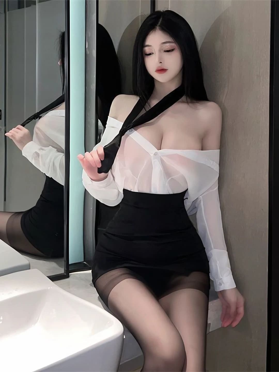Seksual sekretar kiyimi