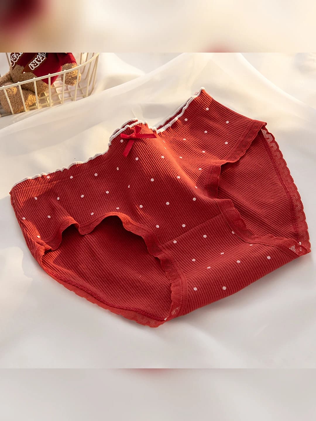 Full print polka dot