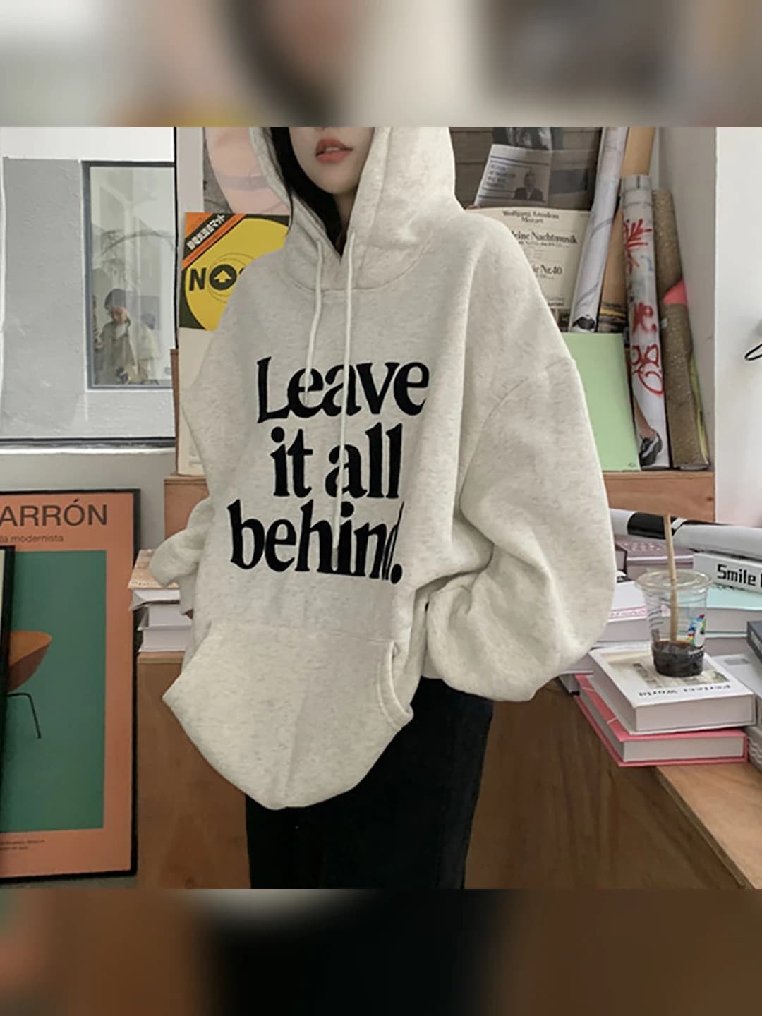Ayollar uchun issiq astarli, bosma naqshli, bo'sh (oversize) xudi, kuz-qish mavsumi uchun, koreys uslubida, uzun yengli