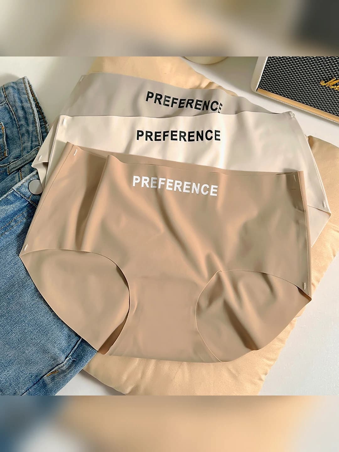 Women's briefs: ice-silk fabric, 7A silk, antibacterial, seamless, mid-waist, solid colour, summer, spring, autumn