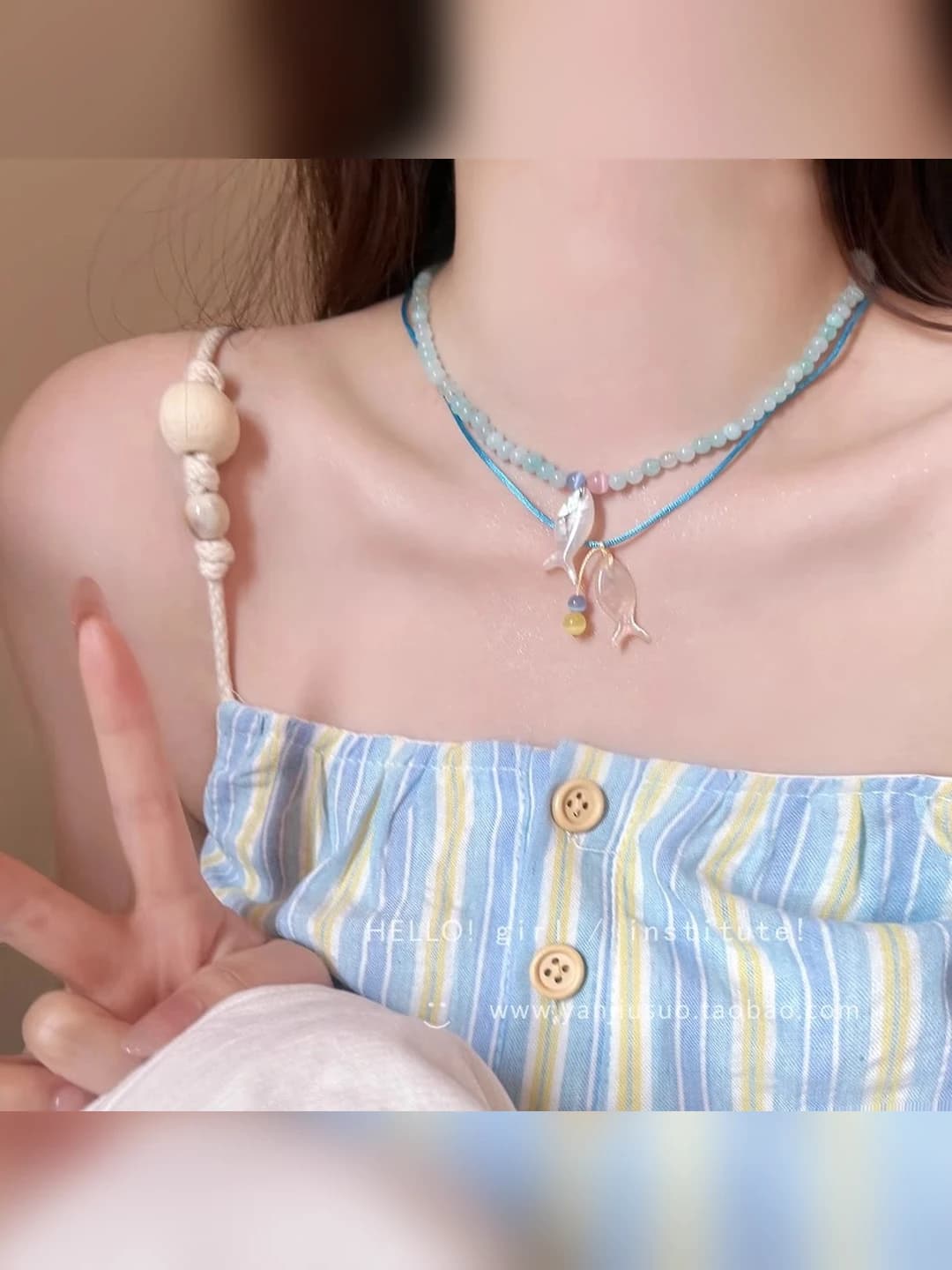 Women's geometric pendant necklace on chain, 51-60 cm
