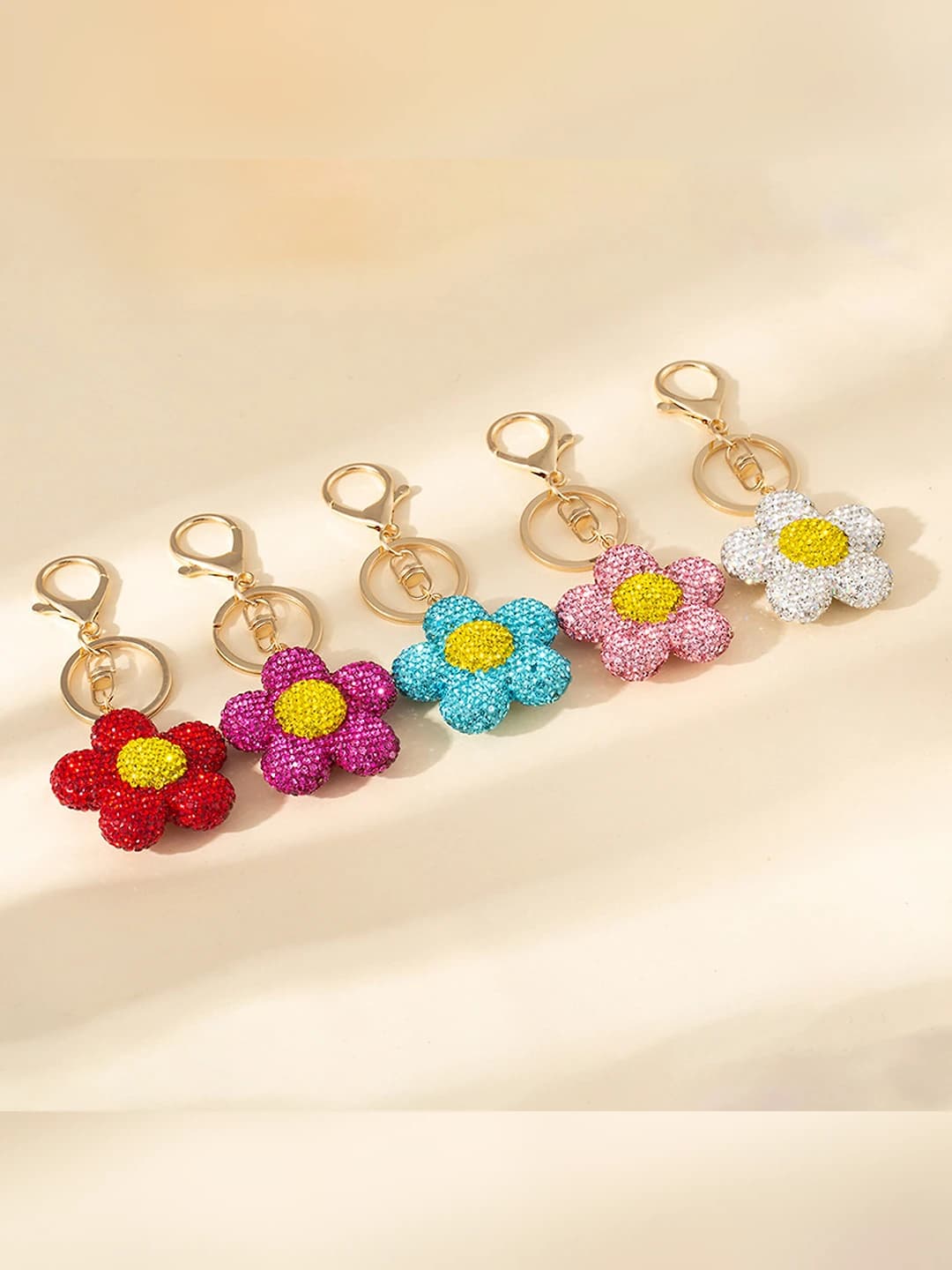 Women's cute full rhinestone sunflower keychain, car interior hanging ornament, ins style delicate pendant
