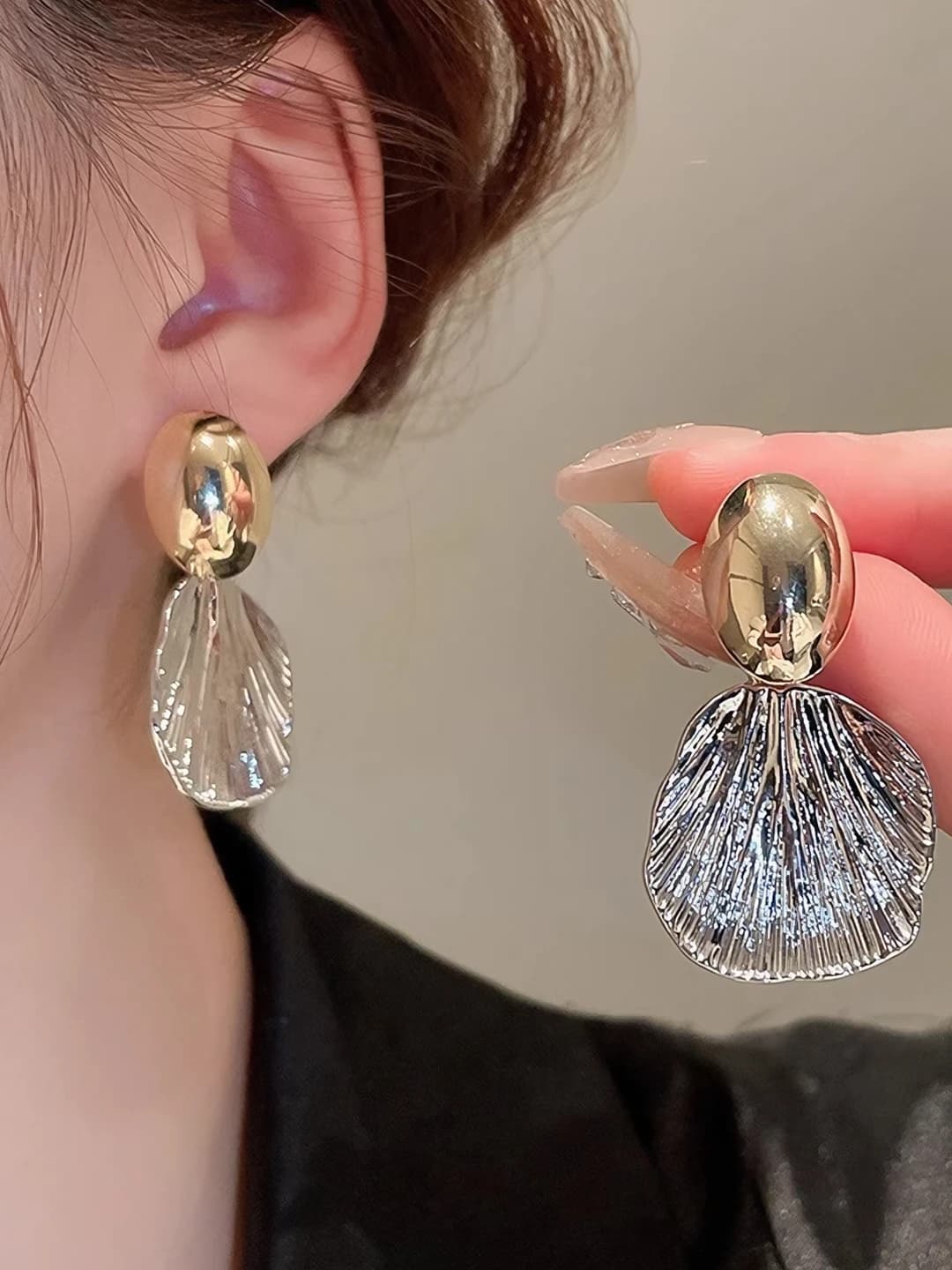 Shell stud
