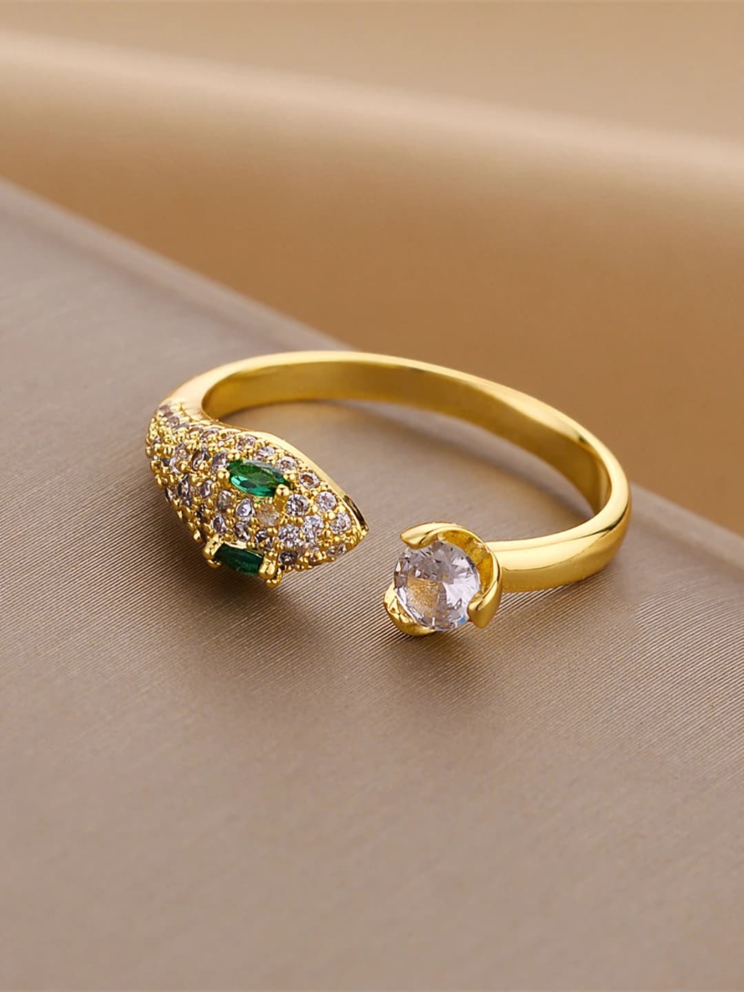 Women's open copper ring with zircon, geometric shape, design element: fortune character, lion, safety lock