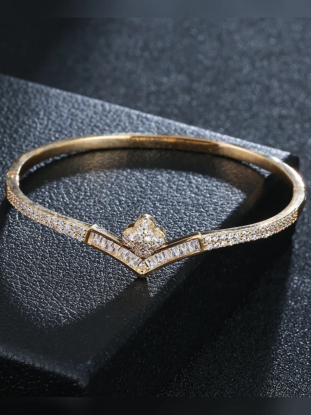 Gold bracelet