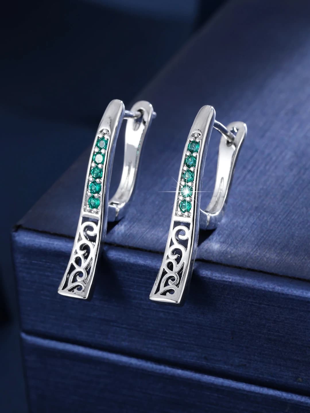 Silver-Green