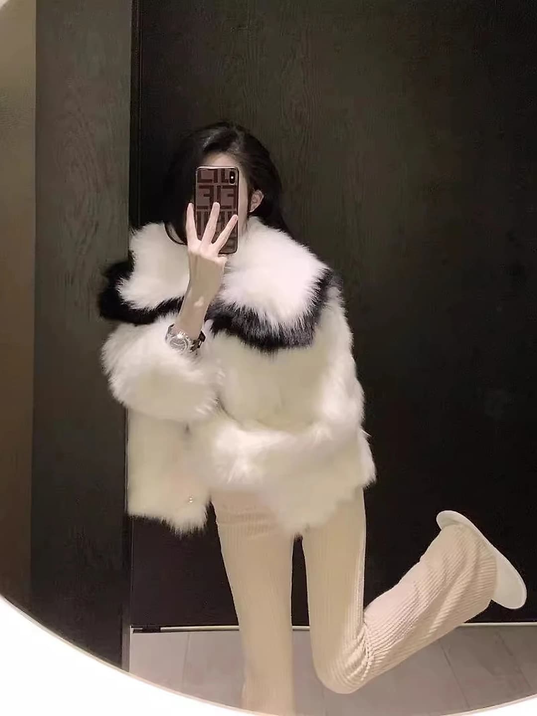 Women's thickened winter outerwear with lapel collar in Korean style, cropped