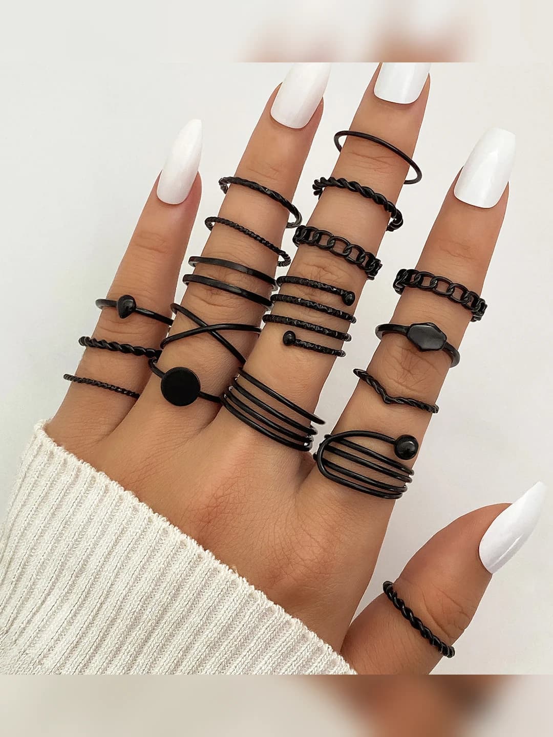 Retro gold geometric spiral interlocking ring