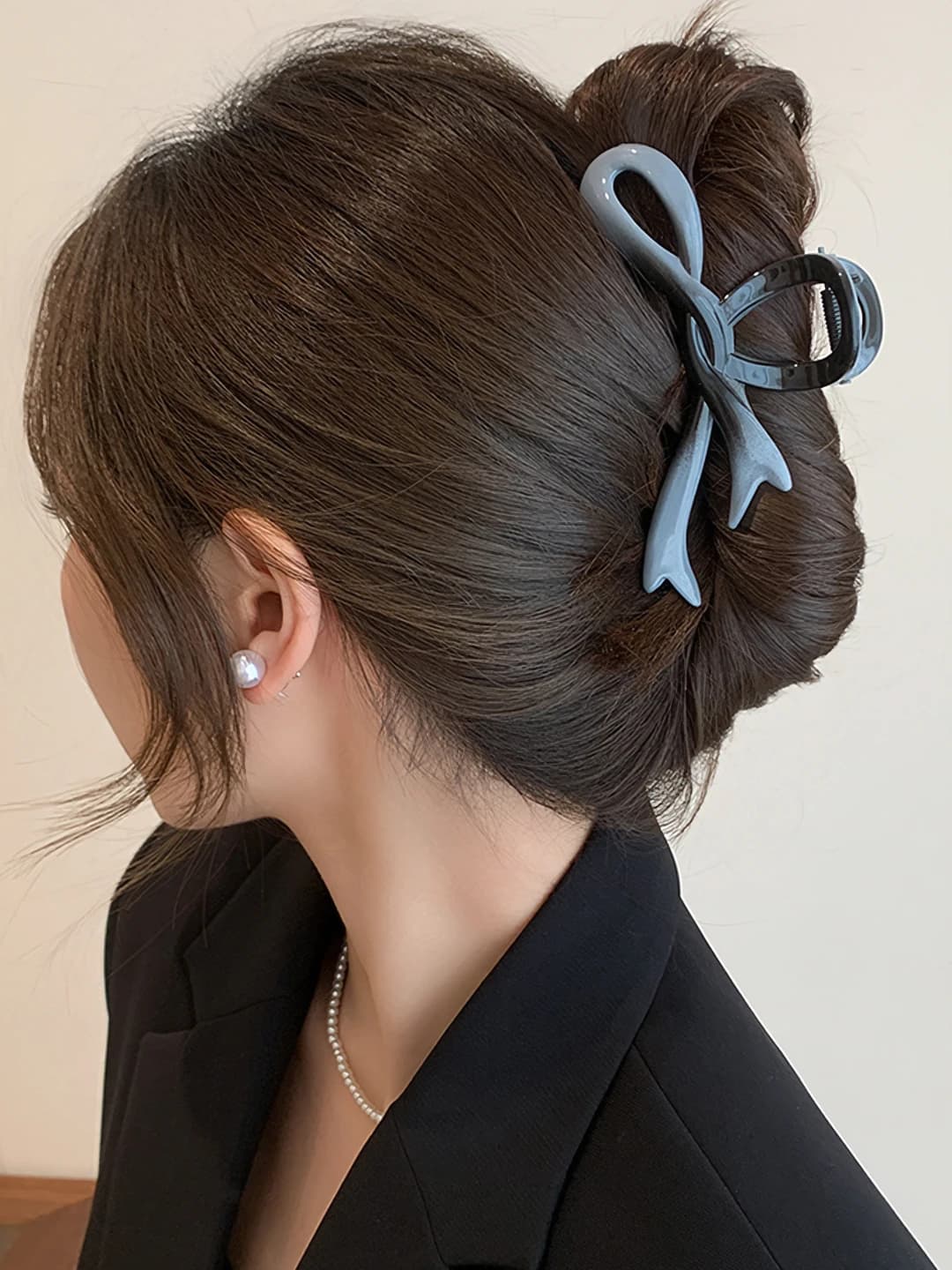 Bow clip - gradient blue-black