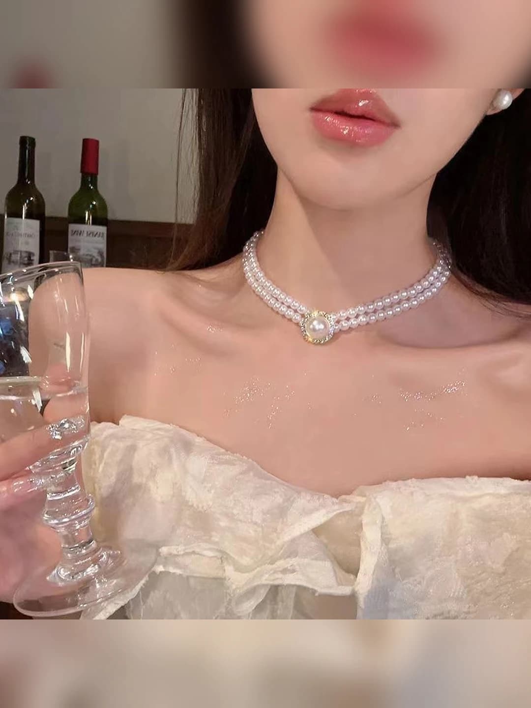 Layered pearl necklace