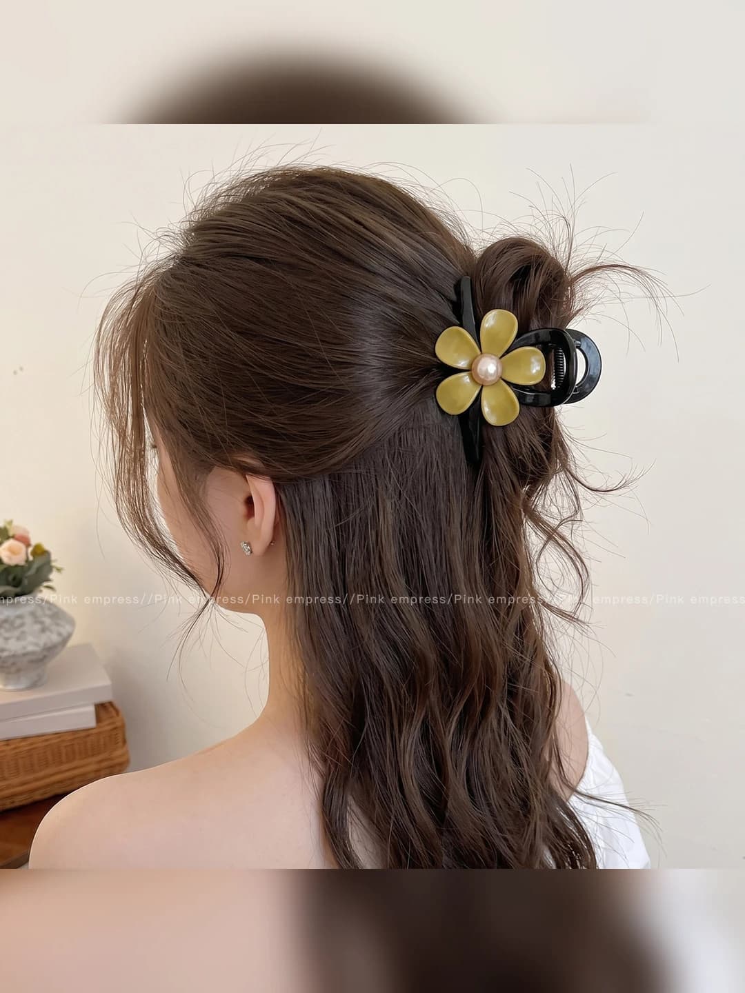 1# Retro 5-petal flower black clip 8 cm