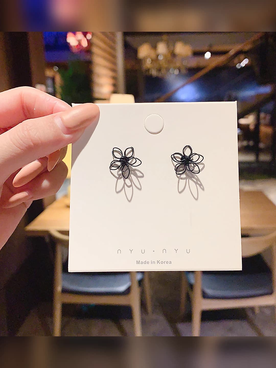 35# black flower