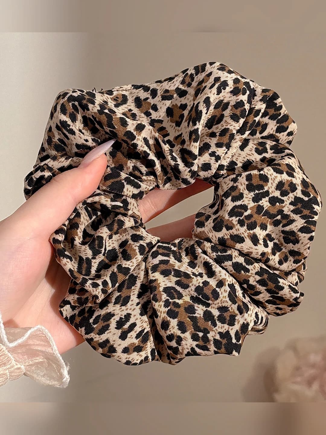 Kichik leopard soch tasi taxminan 16 cm