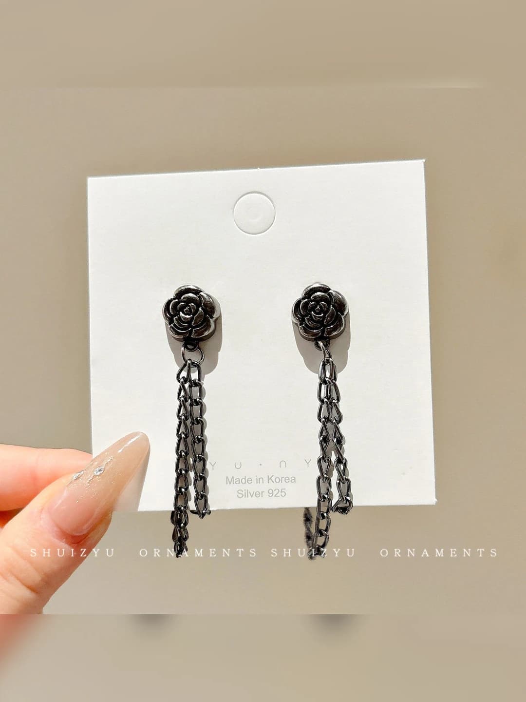Black rose chain magnetic clasp 1 pair