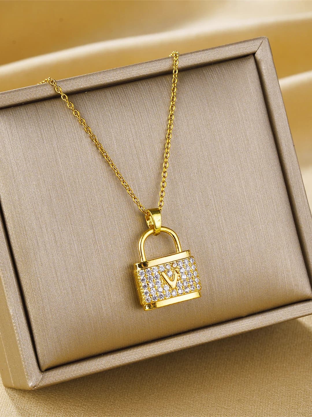 9009-Gold