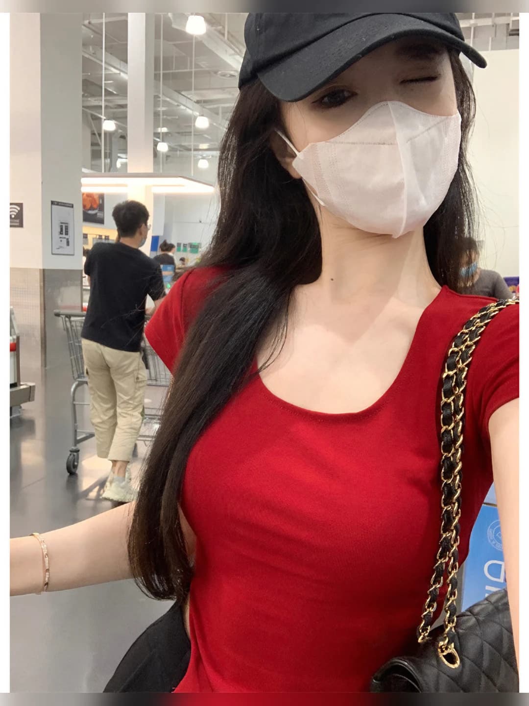 Qizil