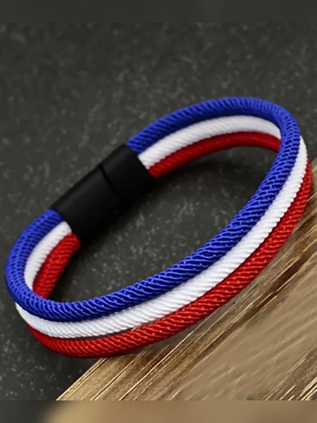 Geometric braided bracelet with American flag, for men and women