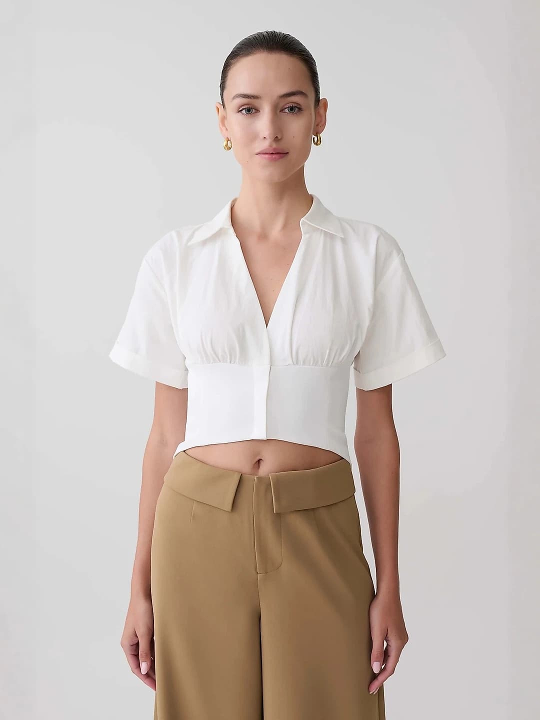 Women's V-neck, short sleeve, slim fit, cropped blouse, solid colour, stretch, closure: closed