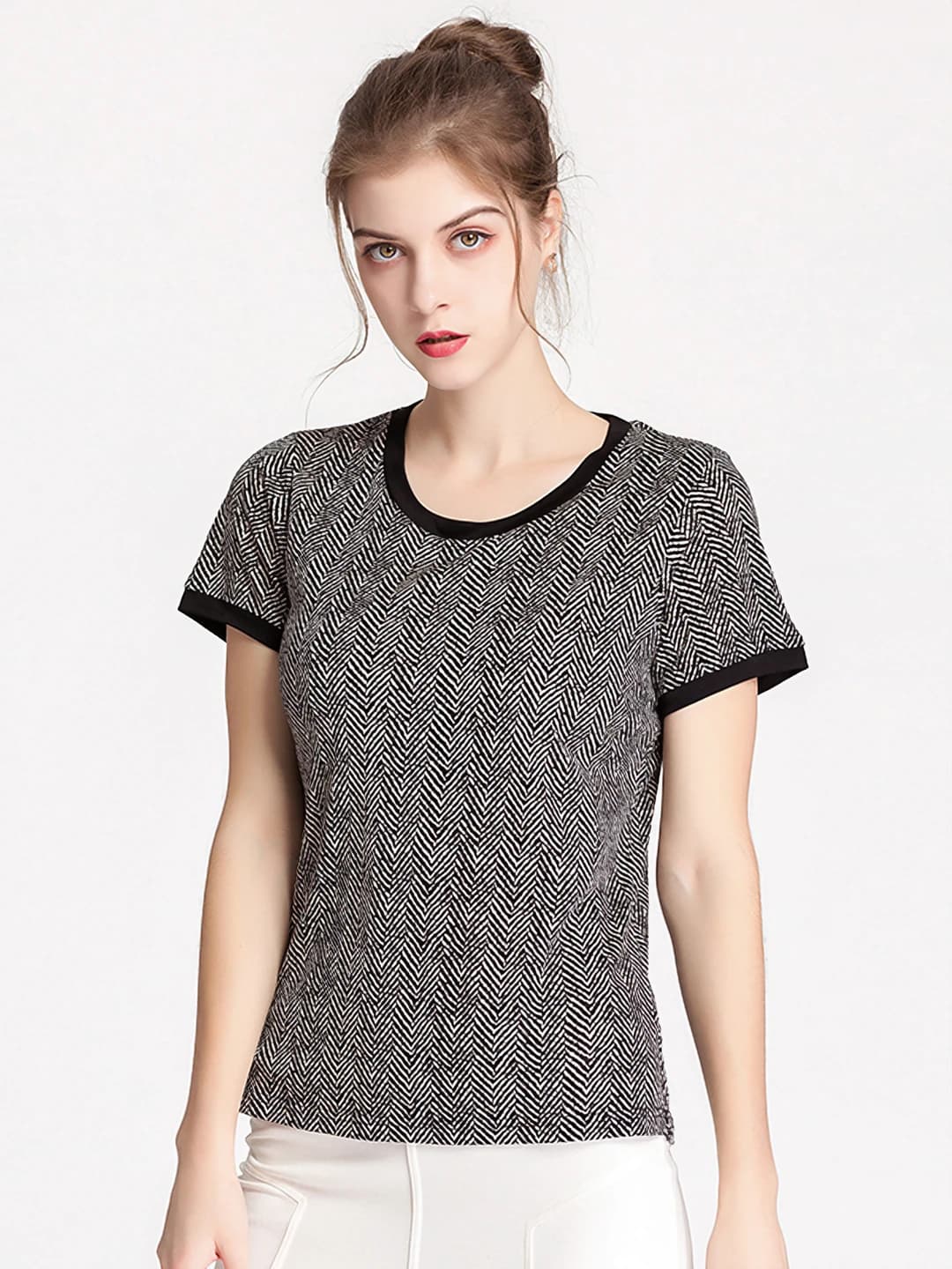 Round neck black thin striped