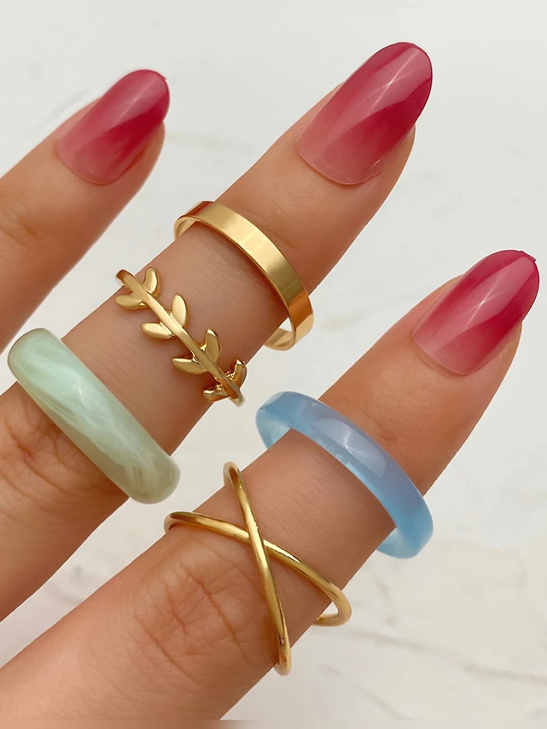 Women's jewelry set: 5 articulated olive leaf rings with geometric design
