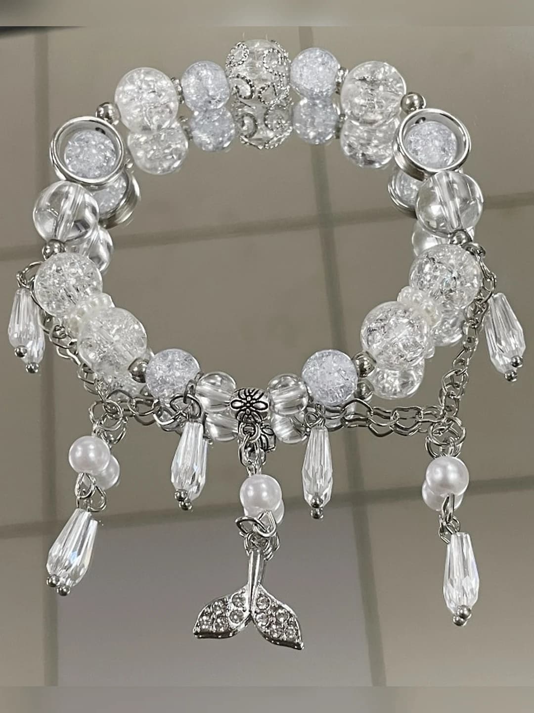 Fish tail bracelet