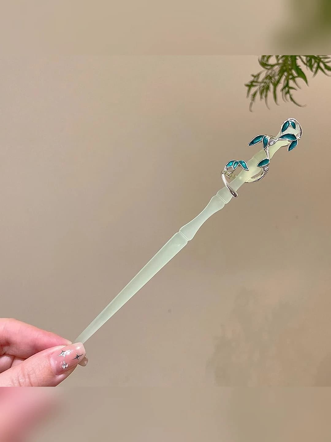 Green bamboo and jade hairpin