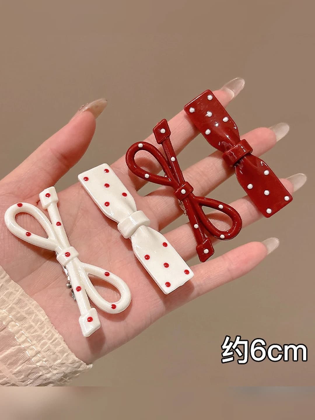 Qizil-oq nuqtali tasma, 4 dona