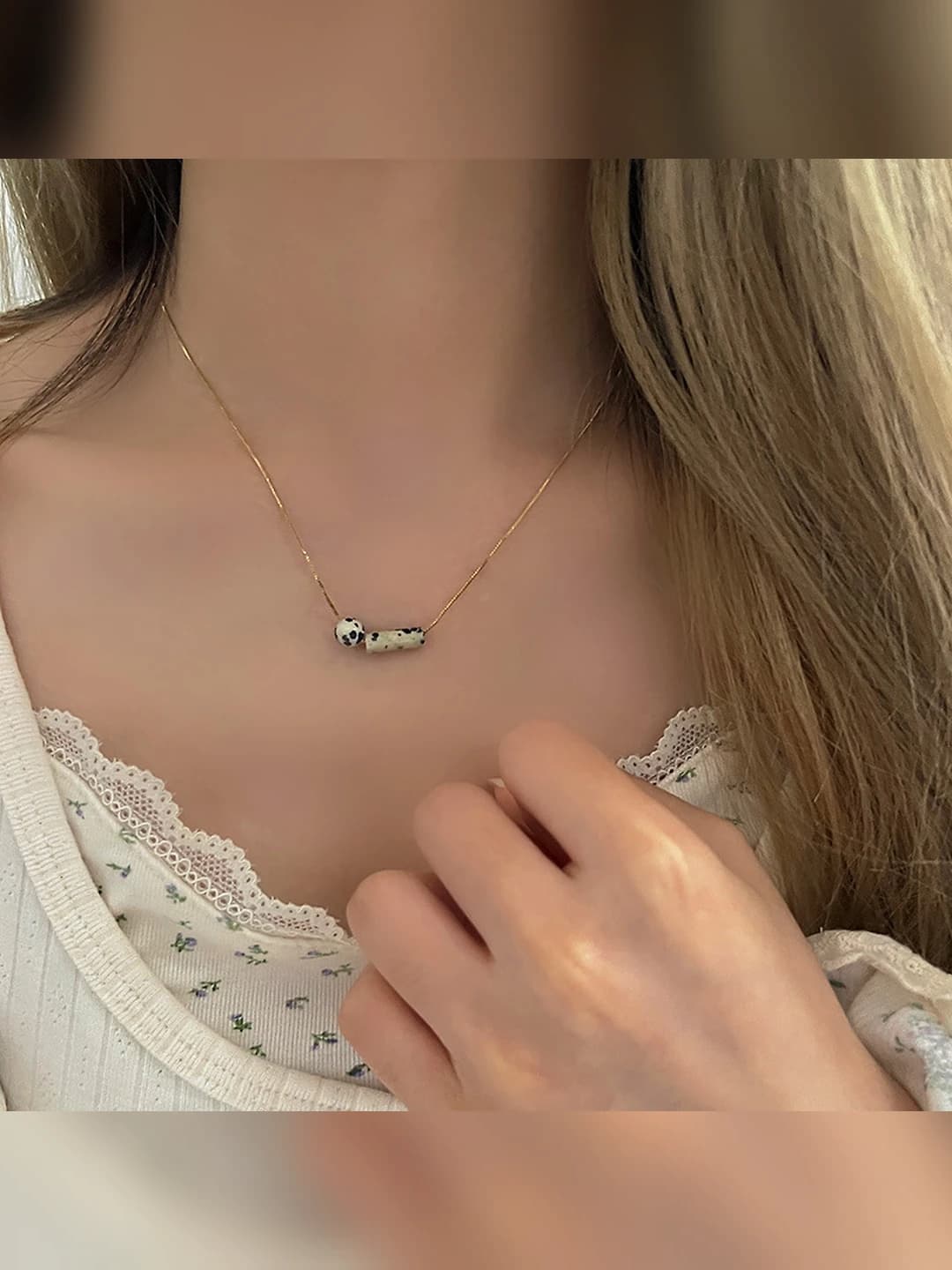 Женское летнее ожерелье с разноцветными натуральными камнями, короткая цепочка, стильная и оригинальная