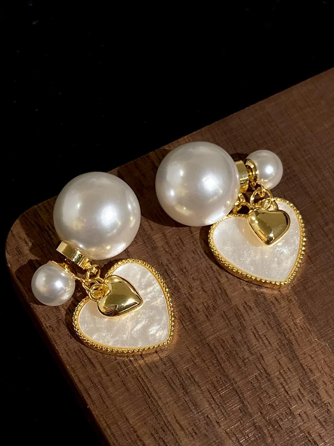 Plastic shell heart clear pearl gold heart earrings